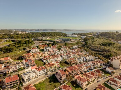 Land for Sale in Oeiras, Property for sale in JL-93983