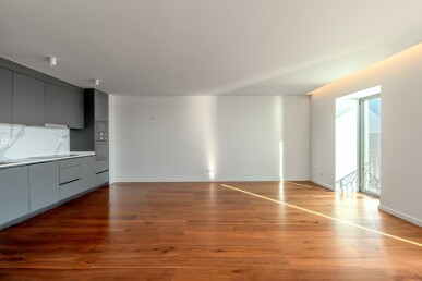 2 bedroom Property in Oeiras, Property for sale in JL-94189