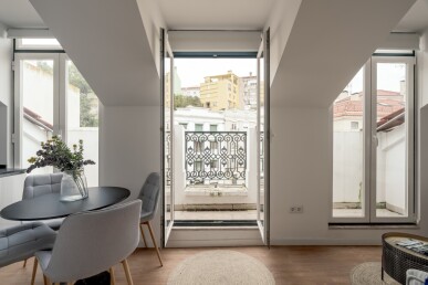 2 bedroom Property in Lisbon, Property for sale in JL-94953