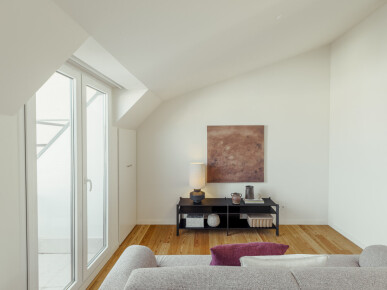 1 bedroom Property in Lisbon, Property for sale in JL-95070