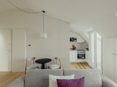 1 bedroom Property in Lisbon, Property for sale in JL-95070