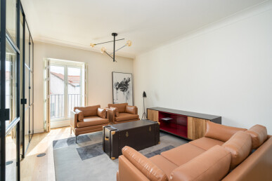 1 bedroom Property in Lisbon, Property for sale in JL-95311