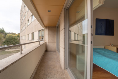 3 Bedroom Duplex Apartment with 3 Garages, in Lordelo do Ouro, Property for sale in Lordelo do Ouro e Massarelos, Porto, DL35400