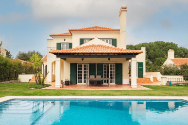 Luxury Home with Pool and Arrábida Mountain View, Property for sale in EVW-047ZNX