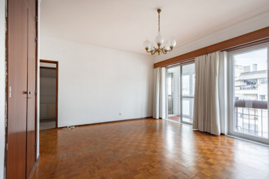 2-Bedroom Apartment in Setúbal | Elevator | Excellent Location, Property for sale in EVW-047VIH