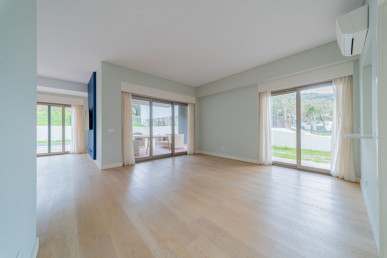 Tourism Investment - Luxury T3 Villa with Private Pool, Property for sale in EVW-047X46