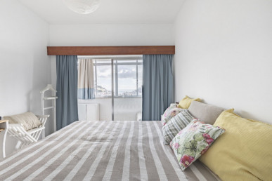 Bright 1 bedroom apartment with Sea View, Property for sale in EVW-04809P