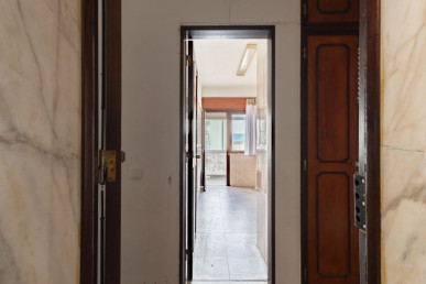 2-bedroom Apartment in Odivelas, Property for sale in EVW-047YOR