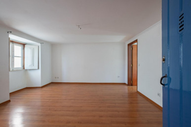 2-bedroom Apartment in Graça, Property for sale in EVW-047S3M