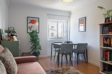 3-bedroom apartment with sea view in Ajuda, Property for sale in EVW-047VQV