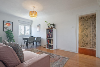 3-bedroom apartment with sea view in Ajuda, Property for sale in EVW-047VQV