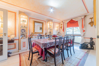 Excellent 4-bedroom apartment in a prestigious condominium in Avenidas Novas, Property for sale in EVW-02KRSY