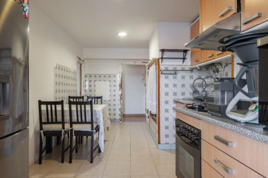 Two-bedroom apartment in an excellent location in Estrela, Property for sale in EVW-047V1P