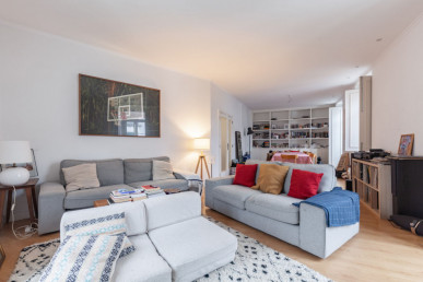 3 bedroom apartment with Parking in Campolide, Property for sale in EVW-0479GB