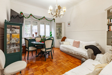 4-bedroom apartment with excellent light on Avenida Almirante Reis, Property for sale in EVW-04790X