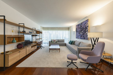 Luxurious 4-bedroom apartment in the heart of Restelo, Property for sale in EVW-04768M