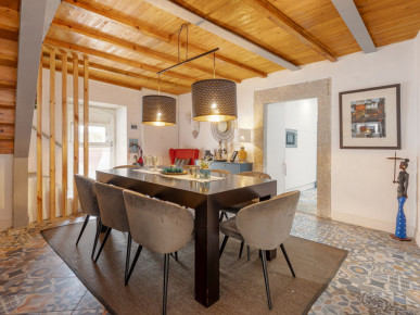 Historic "Pombaline" Residence from the 18th Century, Property for sale in EVW-0478A5