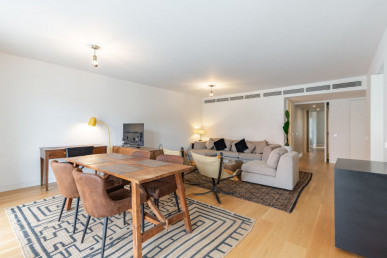 Spacious two-bedroom apartment in a luxury condominium in Belém, Property for sale in EVW-02VWCQ