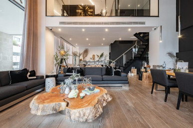 Store in Parque das Nações, Property for sale in EVW-046SZ0