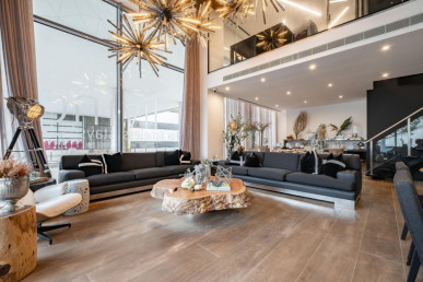 Store in Parque das Nações, Property for sale in EVW-046SZ0