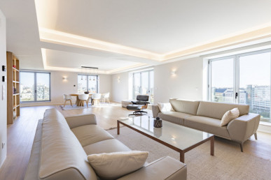 Exclusive 3-bedroom with Panoramic Views in Amoreiras, Property for sale in EVW-0473EA