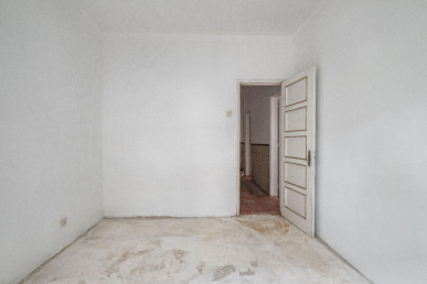 T3 with garage and exclusive courtyard, Property for sale in EVW-046VHM