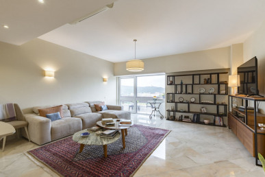 Excellent 3-bedroom in Prestigious Condominium, Property for sale in EVW-0471BH