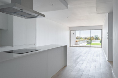 2 bedroom apartment with sea view in Sesimbra, Property for sale in EVW-030N8N