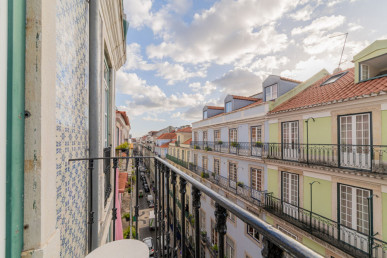 Charming 2-Bedroom Apartment with city view, Property for sale in EVW-0469DK