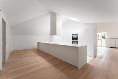 New 3-Bedroom in Villa Infante – Exclusivity and Sophistication in Estrela, Property for sale in EVW-030ASF