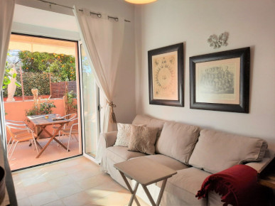 Two Bedroom Apartment with Terrace, Property for sale in EVW-02Y4RV