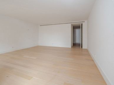 Luxury 2 bedrooms apartment in Bairro Alto, Property for sale in Bairro Alto, Lisbon, EVW-02RSCH