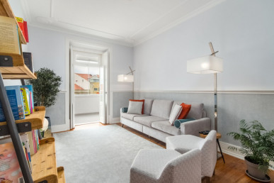 4 bedroom Fully Renovated and Furnished in Bairro dos Actores, Property for sale in EVW-02RPGL