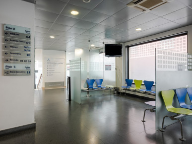 Commercial space with guaranteed income, Property for sale in Lisbon, Lisbon, EVW-02NEWJ