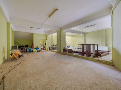 Large store in Arroios, Property for sale in EVW-02RCVC