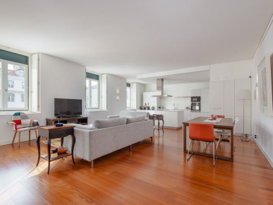 Luxury 1 bedroom apartment in Chiado, Property for sale in Lisbon, Lisbon, EVW-02QTRE