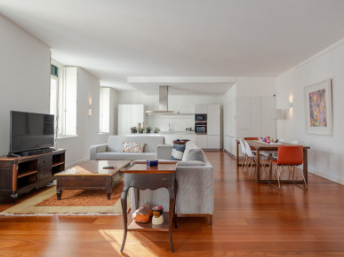 Luxury 1 bedroom apartment in Chiado, Property for sale in Lisbon, Lisbon, EVW-02QTRE