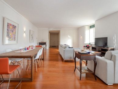 Luxury 1 bedroom apartment in Chiado, Property for sale in Lisbon, Lisbon, EVW-02QTRE