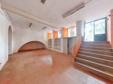 Commercial space in Avenida da Liberdade, Property for sale in EVW-02P8EP