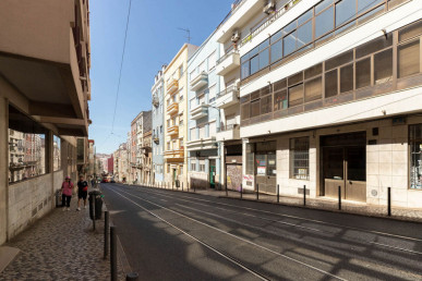 Investment Store in Penha de França, Property for sale in Penha de França, Lisbon, EVW-02P4BK