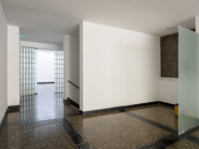 Store for sale in Penha da França, Lisbon, Property for sale in Lisbon, Lisbon, EVW-02O97L