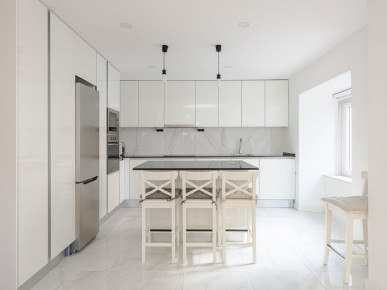 4-bedroom apartment (former 3-bedroom) close by Mercado S.Domingos de Benfica, Property for sale in São Domingos de Benfica, Lisbon, EVW-02NMRS