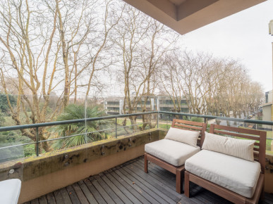 3 bedroom flat, with balcony and garage, in Foz do Douro, Property for sale in Aldoar, Foz do Douro e Nevogilde, Porto, DL36258