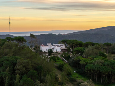 7 bedroom Property in Setúbal, Property for sale in JL-95385