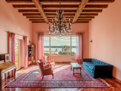 6 bedroom Property in Oeiras, Property for sale in Algés, Linda-a-Velha e Cruz Quebrada-Dafundo, Oeiras, JL-77289