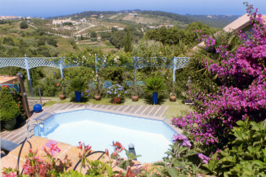 3 bedroom villa with sea view, located in Sintra, Property for sale in Colares, Sintra, DL36259