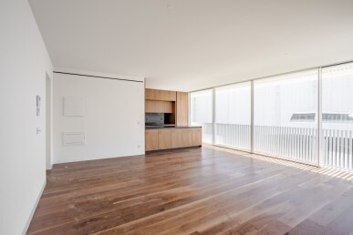 2 bedroom Property in Lisbon, Property for sale in JL-88237