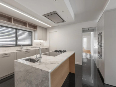 3 bedroom flat in Monte Estoril with terraces and sea views, Property for sale in Cascais e Estoril, Cascais, DL36309