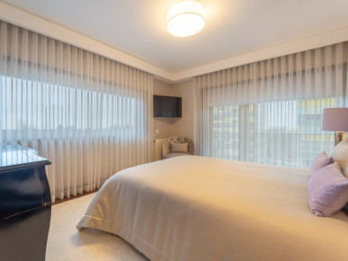 4 bedroom flat in Lake Towers, in Vila Nova de Gaia, Property for sale in Santa Marinha e São Pedro da Afurada, Vila Nova de Gaia, DL36351