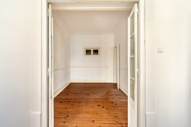 3 bedroom Property in Lisbon, Property for sale in Areeiro, Lisbon, JL-95115